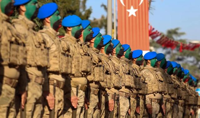 Yusuf Alemdar bulvara sığmayan bayram coşkusuna ortak oldu