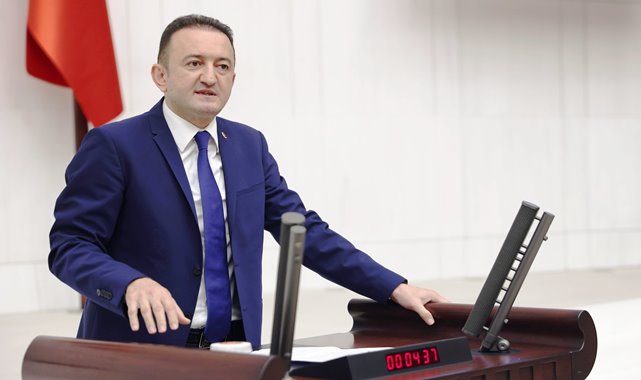 Emeklilerin geçinebilmesi için seyyanen zam alması şart!