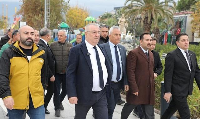 Akçay kordonunda büfeler kaldırıldı, çevre düzenleme çalışmaları başladı