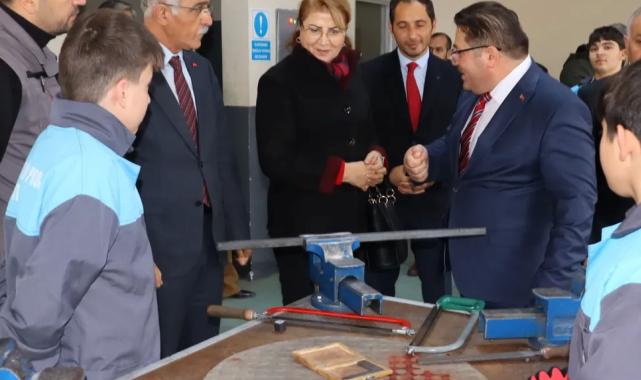 Azerbaycan Eğitim Müsteşarından Sakarya’ya ziyaret