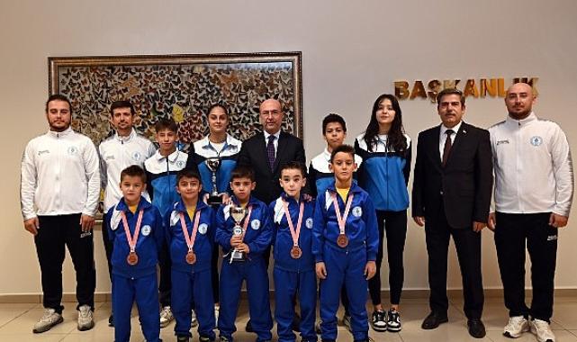 Başarılı Sporcular Başkan Pekyatırmacı’yı Ziyaret Etti