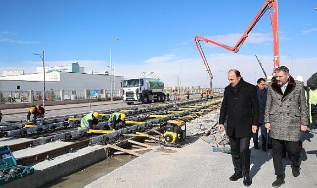 Başkan Altay: “Konya’mızı Yeni Raylı Sistem Hatlarıyla Donatmak İçin Çalışıyoruz”