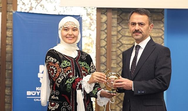 Başkan Büyükakın uluslararası öğrencilere seslendi: “Yarının güzel dünyasını siz inşa edeceksiniz”