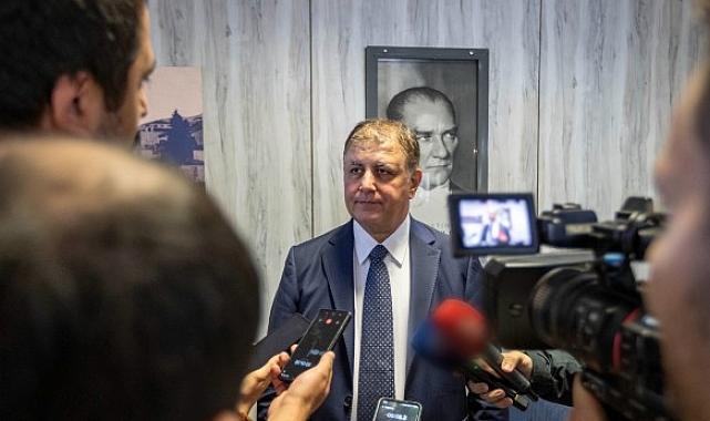 Başkan Tugay’dan gündeme dair mesajlar “Türk halkı kimin samimiyetle hizmet etmeye çalıştığını görür”