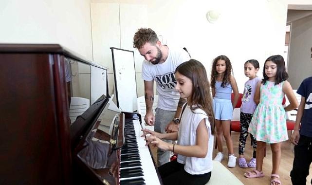 Bayraklı’da kültür-sanat kurslarına yoğun ilgi