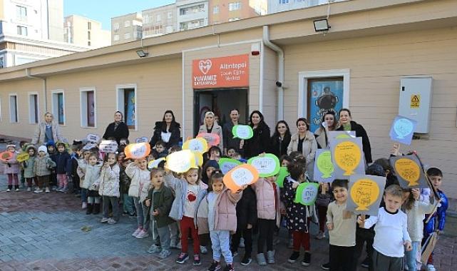 Bayrampaşalı miniklerden çocuk hakları günü kutlaması