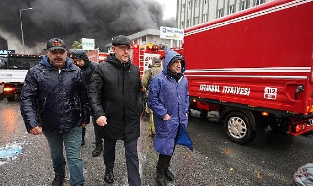 Beylikdüzü’nde fabrika yangını Başkan Çalık Can kaybının bulunmaması en büyük tesellimiz