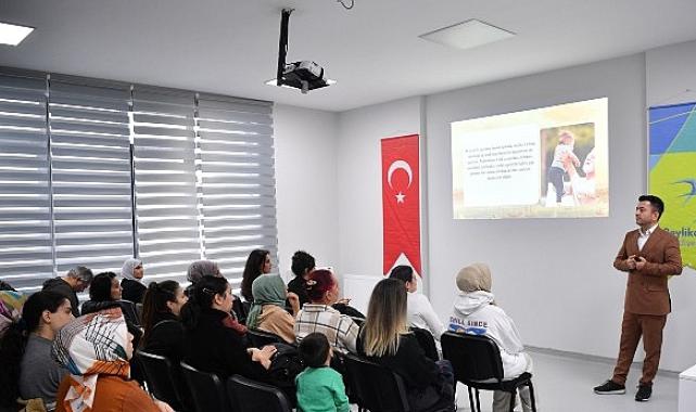 Beylikdüzü’nde “Nesiller Arası Aktarım” semineri düzenlendi