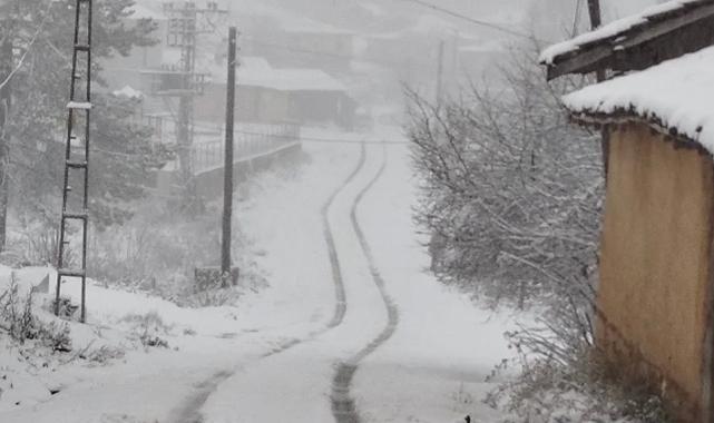 Bilecik Pazaryeri’nde kar yağışı başladı