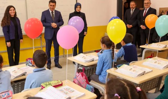 Bilecik Valisi yeni okul binasını ziyaret etti