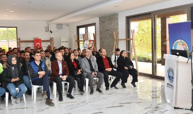 Bursa Büyükşehir ve 5 ilçe belediye veterinerleri Mudanya’da sertifikalandı