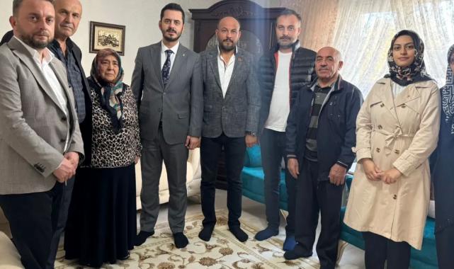 Bursa Osmangazi’de AK Parti’den şehit ailelerine vefa ziyareti