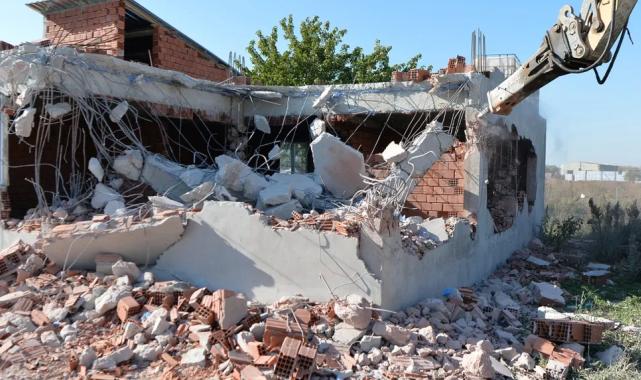 Bursa Osmangazi’de kaçak yapılara af yok!