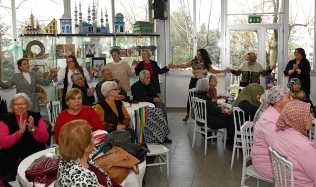 Bursa’da huzurevi sakinleri için moral konseri