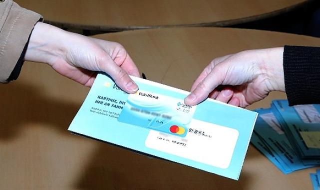 Çankaya Halk Kart ile 2024 yılında 2 bin 297 haneye 26 milyon 706 bin liralık nakit yardımı yapıldı.