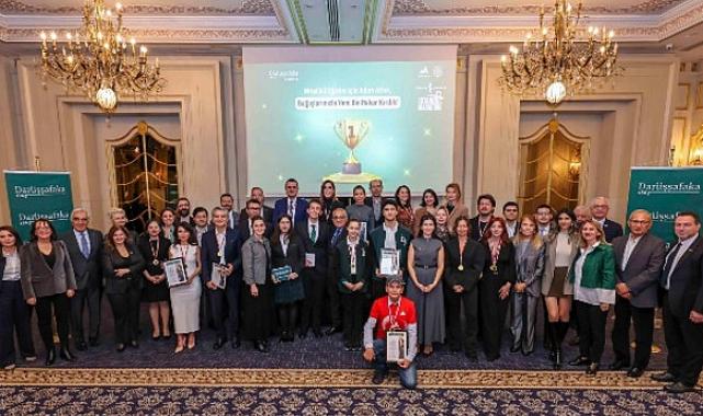 Darüşşafaka, Rekor Bağış Getiren Koşucularıyla Buluştu