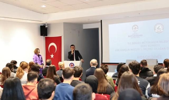 Denizli Lise Gençlik Meclisi’nde seçim heyecanı