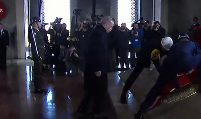 Devlet erkanı Anıtkabir’de (CANLI)