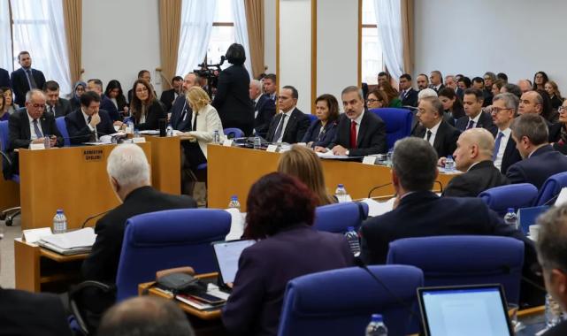 Dışişleri’nin bütçesi de kabul edildi