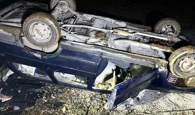 Düzce’de şantiye alanına giren otomobil devrildi!