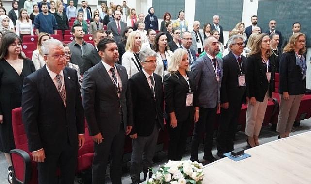 Ege Üniversitesinde “Herkes İçin Sağlık Kongresi” başladı