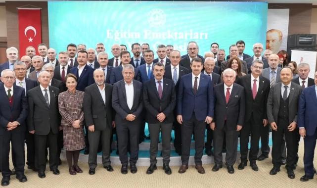 Eğitim emektarlarına MEB’den vefa buluşması