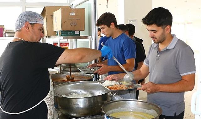 Elmalı’da üniversitelilerin ilk tercihi Büyükşehir Belediyesi yurdu