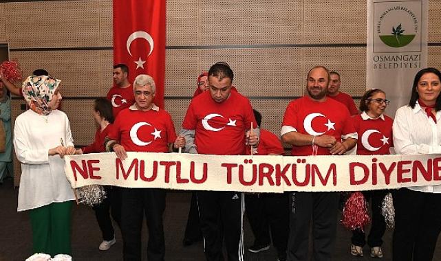 Engelli bireyler Atatürk’ü saygı ve özlemle andı