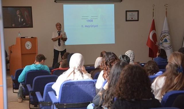 EÜ’de “Kurtuluştan Kuruluşa Ekonomi Politikası” konuşuldu