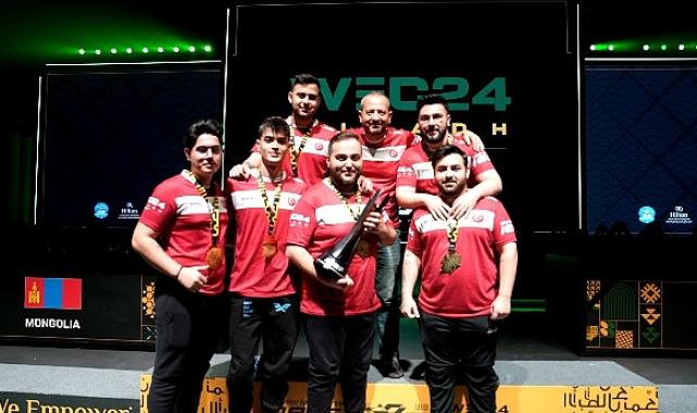 Fire Flux 2024 dünya espor şampiyonu!