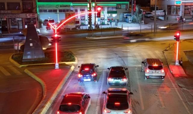 Gölcük’e modern sinyalizasyon sistemi