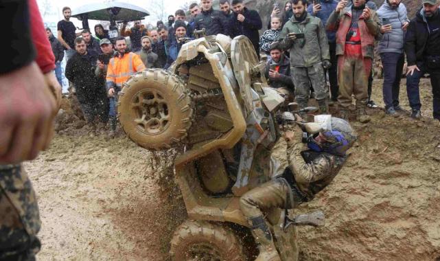 Gölcük’te ATV yarışları nefesleri kesti