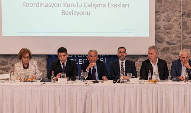 İEKKK’de Yelkenbiçer dönemi