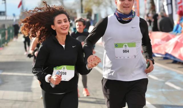 İstanbul Bakırköy’de ‘Öğretmenler Günü’ koşusu