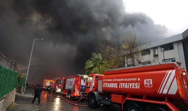 İstanbul Beylikdüzü’nde fabrika yangını