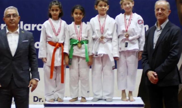 İzmir’den şölen havasında turnuva