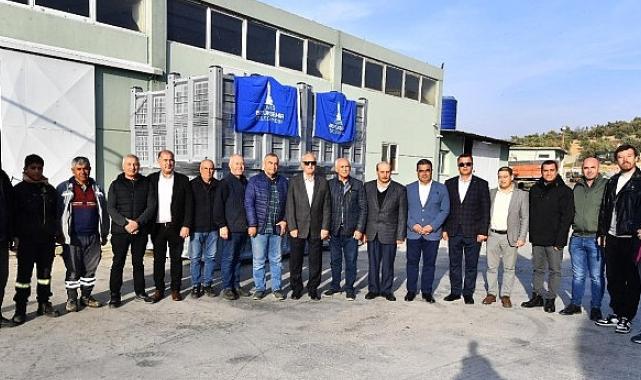 İzmir’in zeytinleri çuvallardan kurtulup kasalarda toplanacak