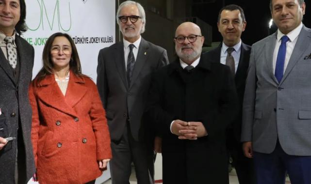 İzmit Koşusu’nda galibiyet kupası