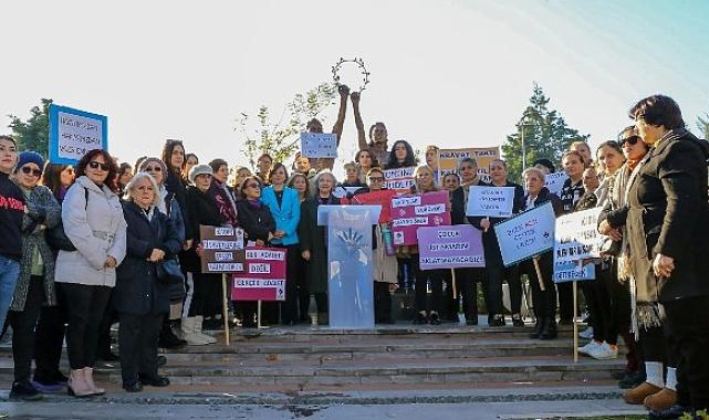 Kadınların Yarım Kalan Gülüşleri Karabağlar’da Tamamlandı