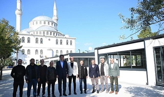Kartepe Belediye Başkanı Av.M.Mustafa Kocaman, yapımı hızla devam eden Köseköy Meydan Projesi’nde incelemelerde bulundu.
