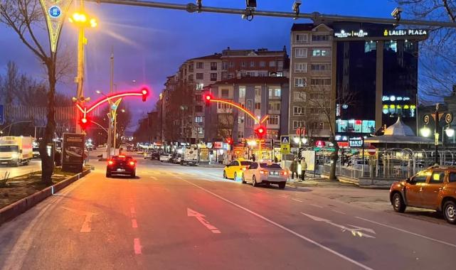 Kavşaklarda 262 bin kaza! Teknolojiyle her yıl 50 bin kaza önlenebilir