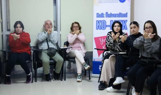 Kız isteyebilmek için işaret dili öğrendiler… İşaret dili ile kız istediler!