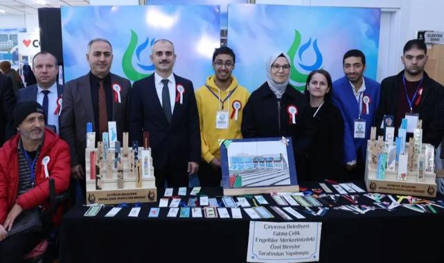 Kocaeli Çayırovalı özel bireylerden kitap günlerine özel çalışma