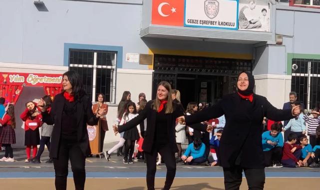 Kocaeli Gebze Eşrefbey İlkokulu’nda renkli kutlama