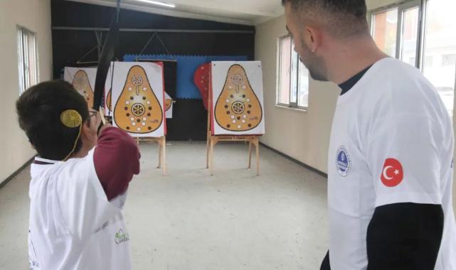 Kocaeli’de ‘Ben de Varım’ ile hedefi 12’den vurdu