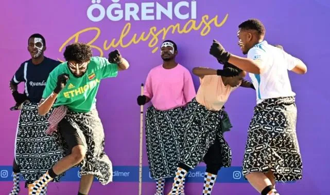 Kocaeli’de ‘Uluslararası Öğrenci Buluşması’nda kültürler buluştu