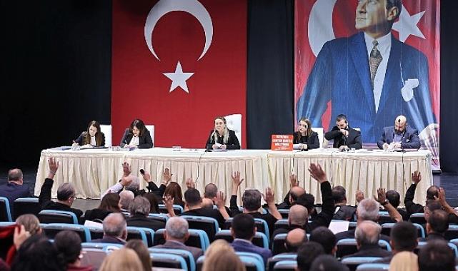 Konak Belediye Meclisi’nden kayyum tepkisi