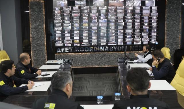 Konya yolları açık tutmak için yoğun mesaide