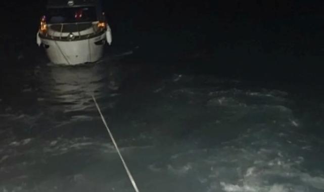 Makine arızası yapan tekne Ambarlı sahilinde sürüklendi!