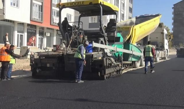 Malatya Büyükşehir’den 16 metre genişliğindeki yola bakım